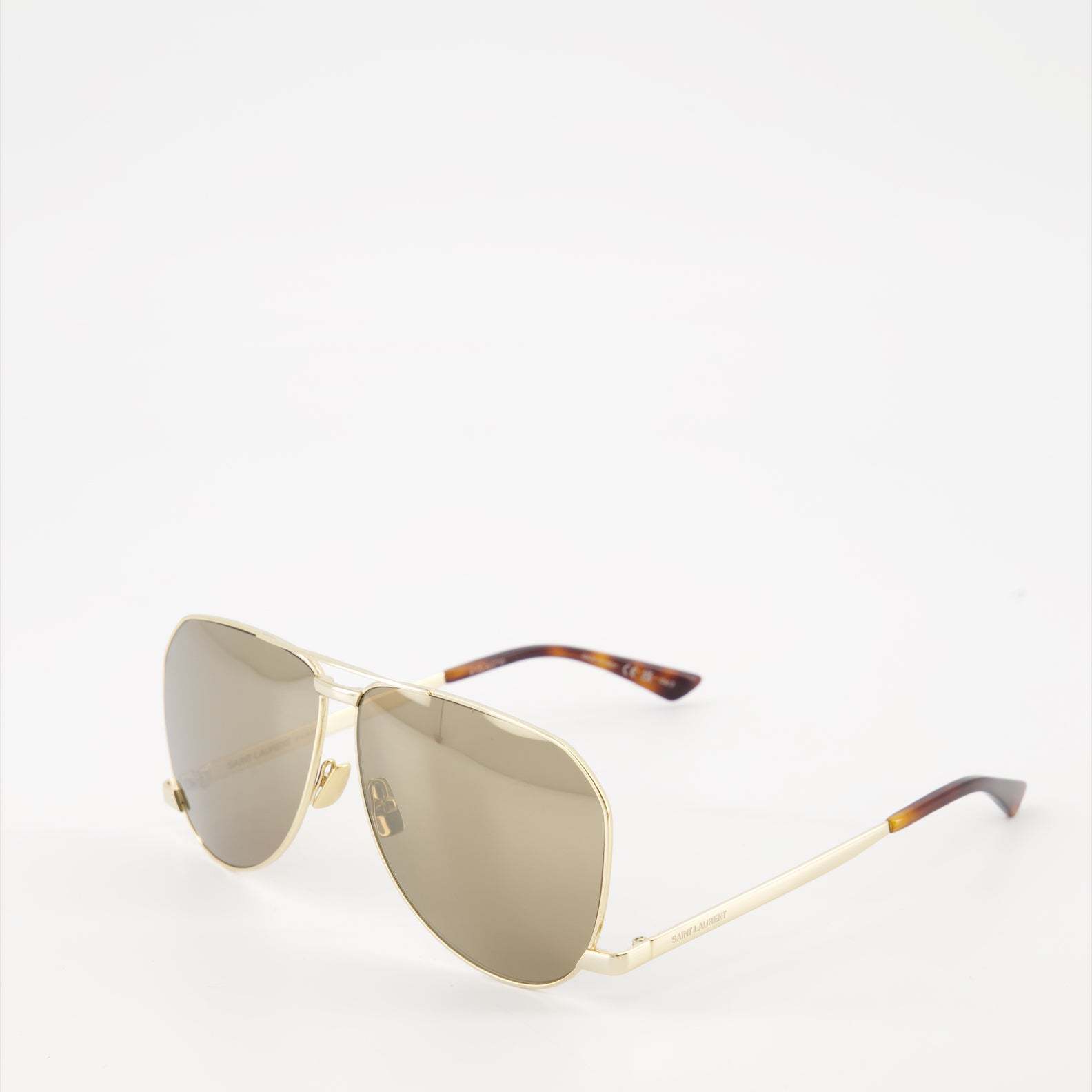 Lunettes de soleil SL 690