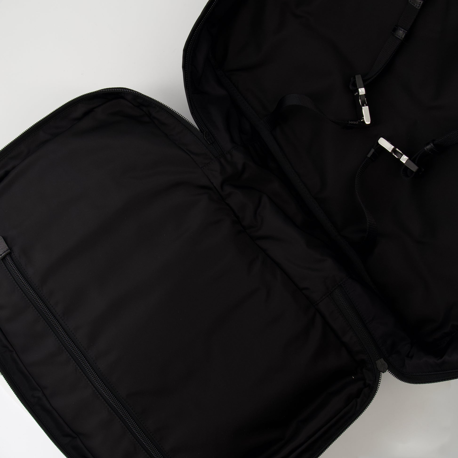 Sac à dos en Re-Nylon noir