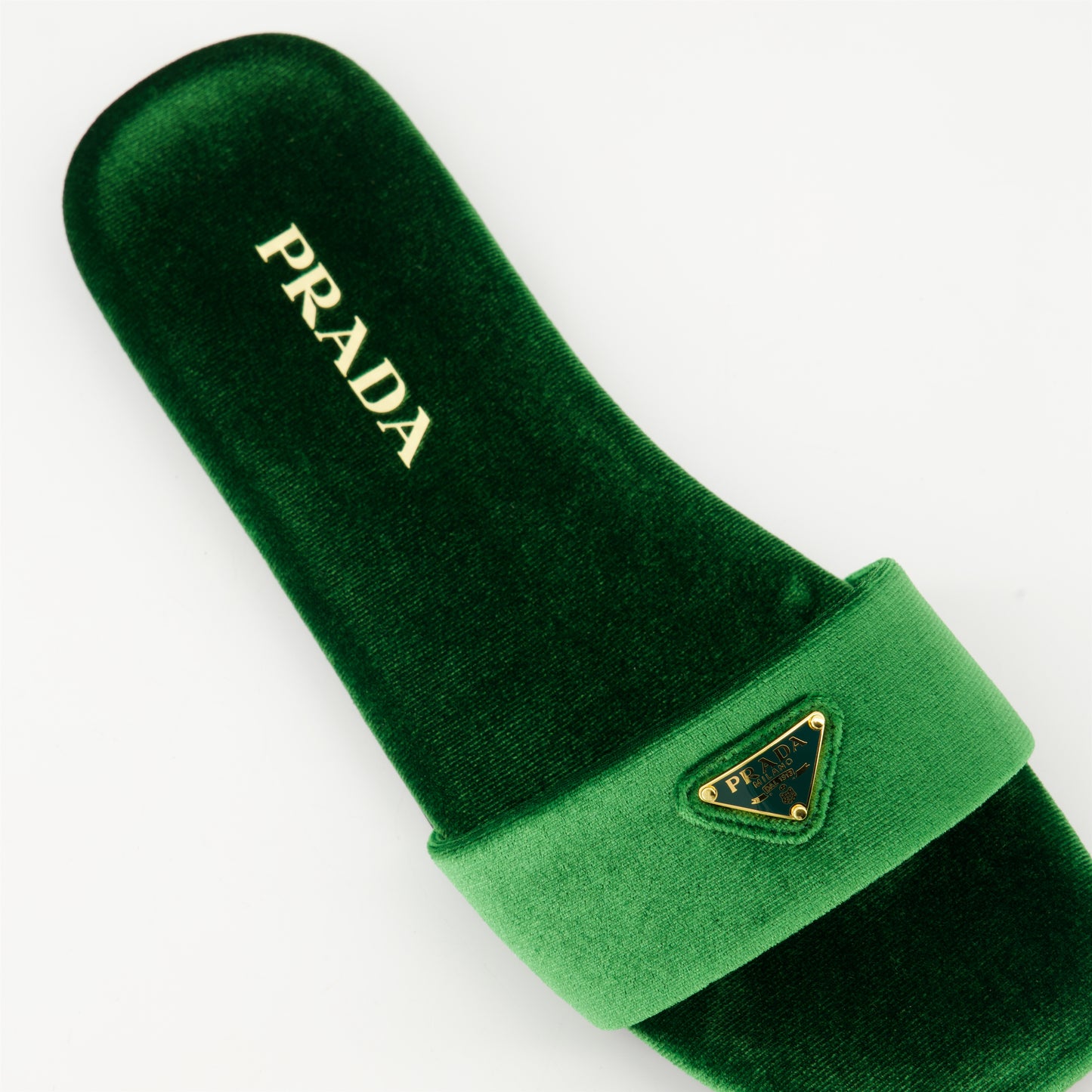 Sandales en velours vert