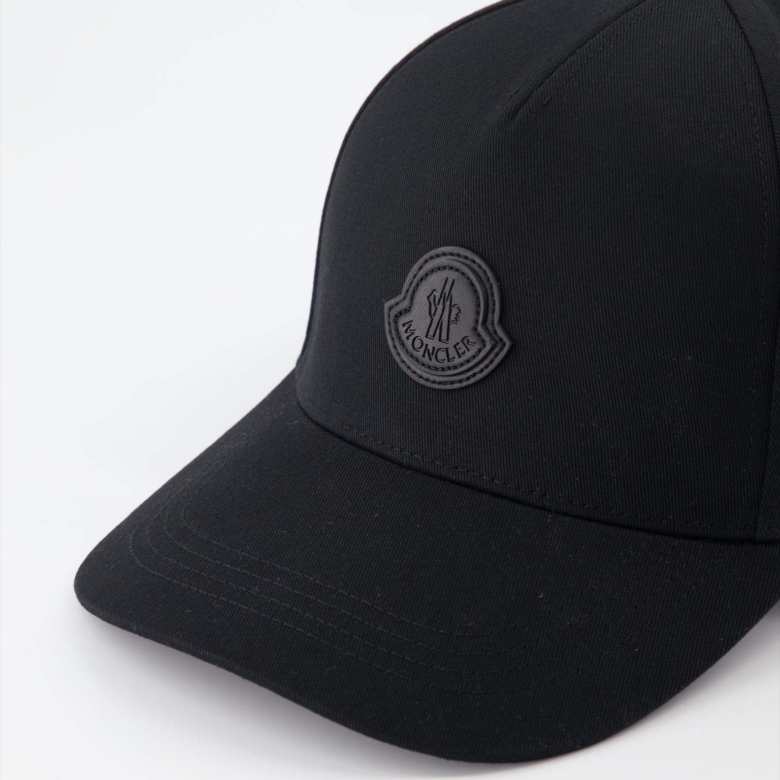 Logo cap