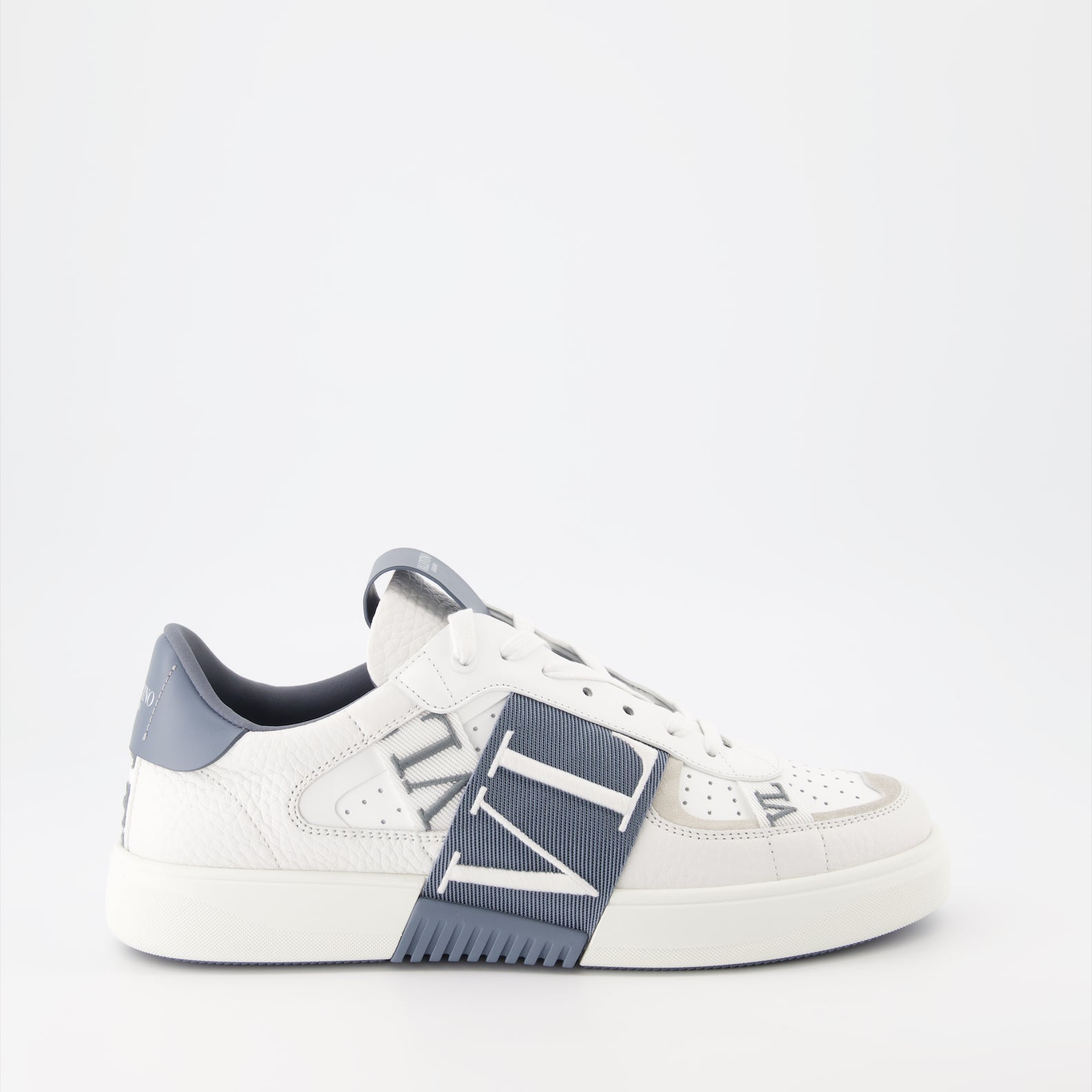 VL7N sneakers