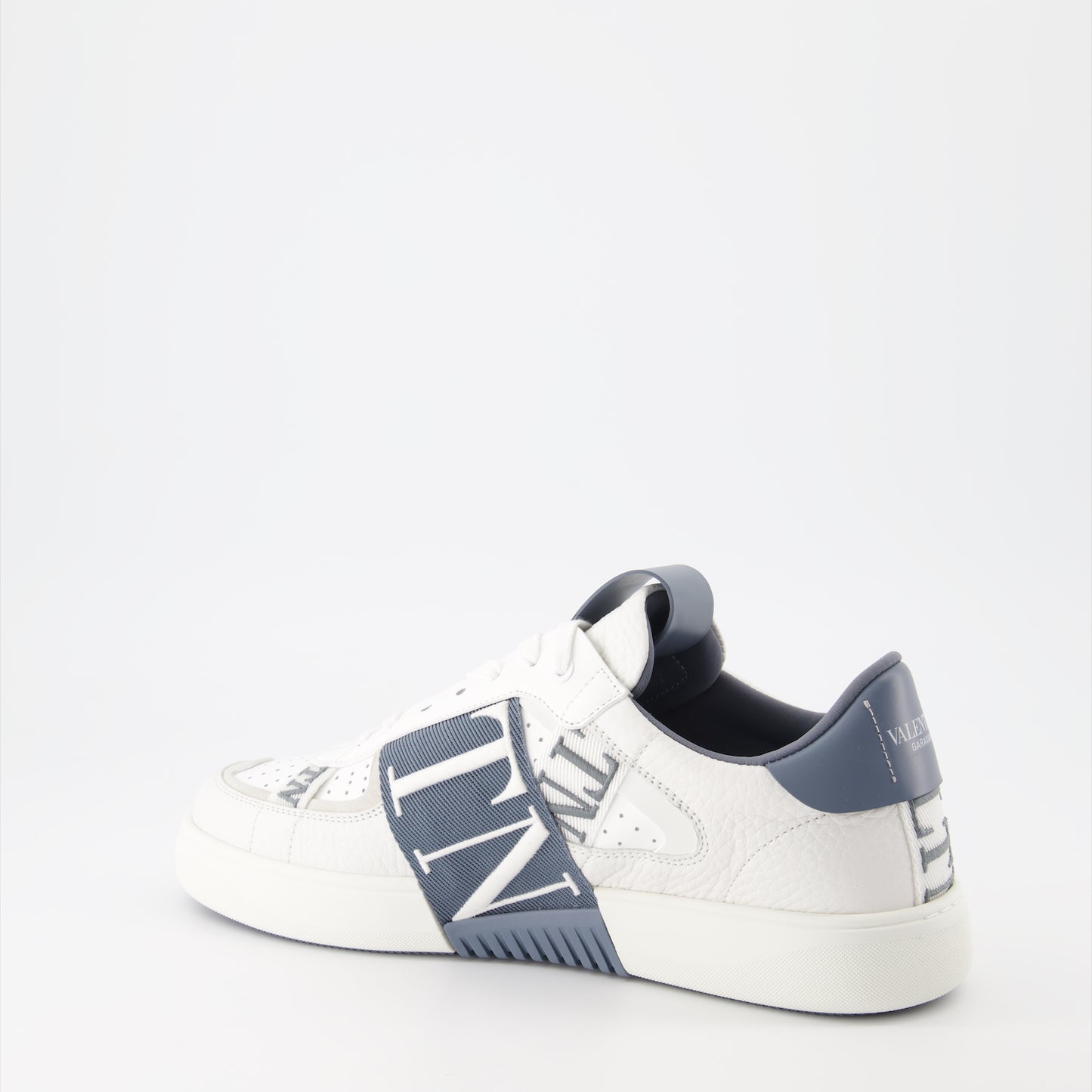 VL7N sneakers