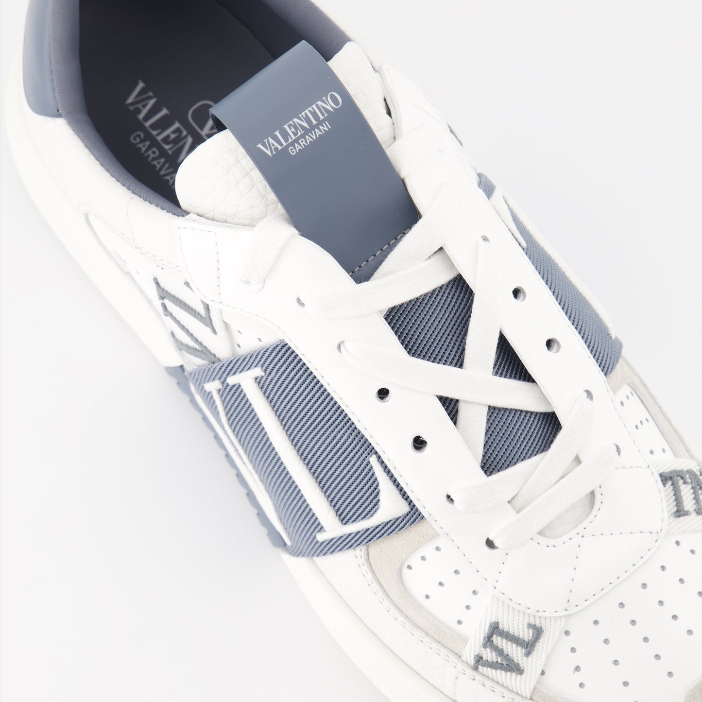 VL7N sneakers