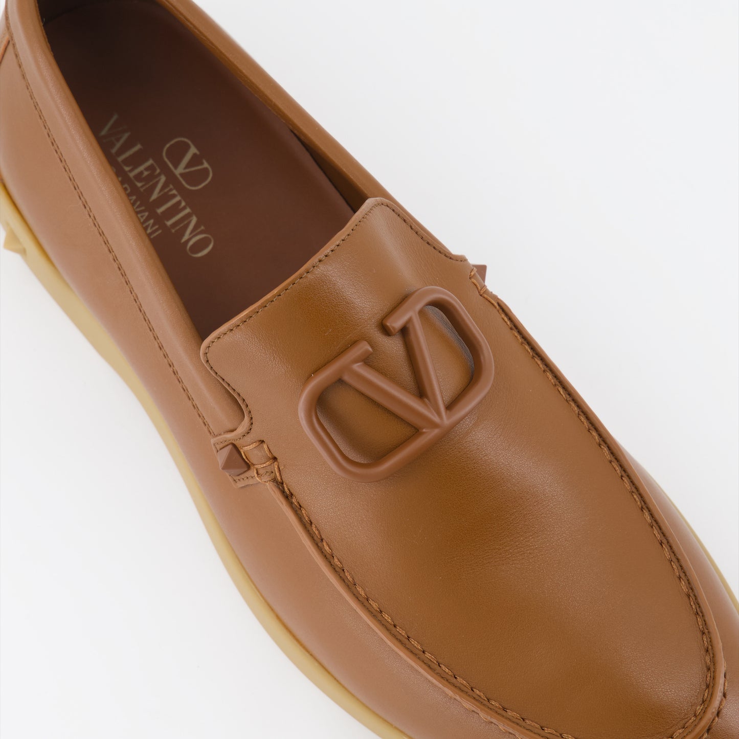 VLogo Moccasins