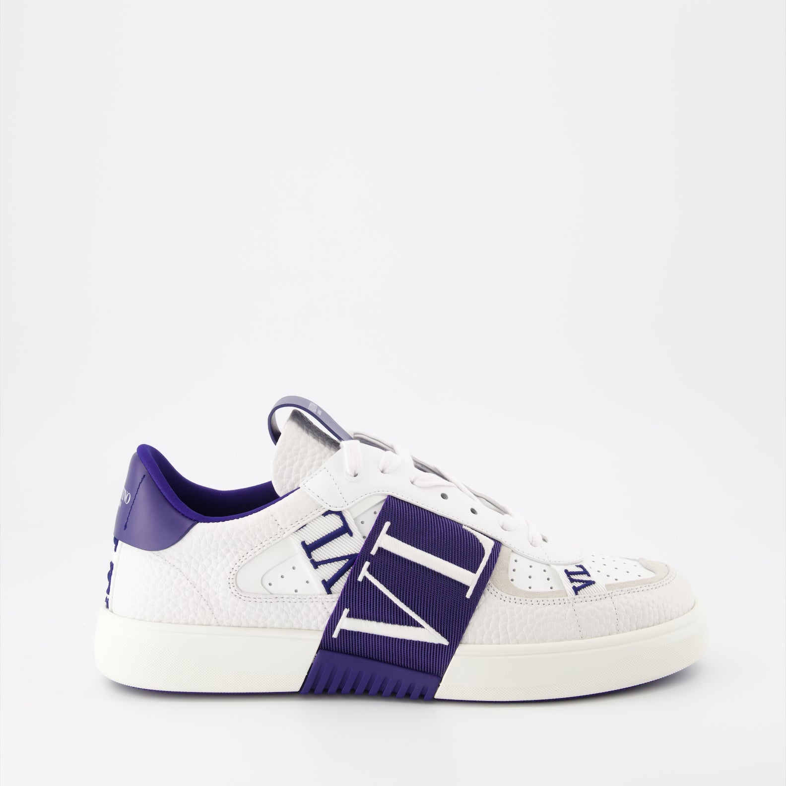 VL7N sneakers