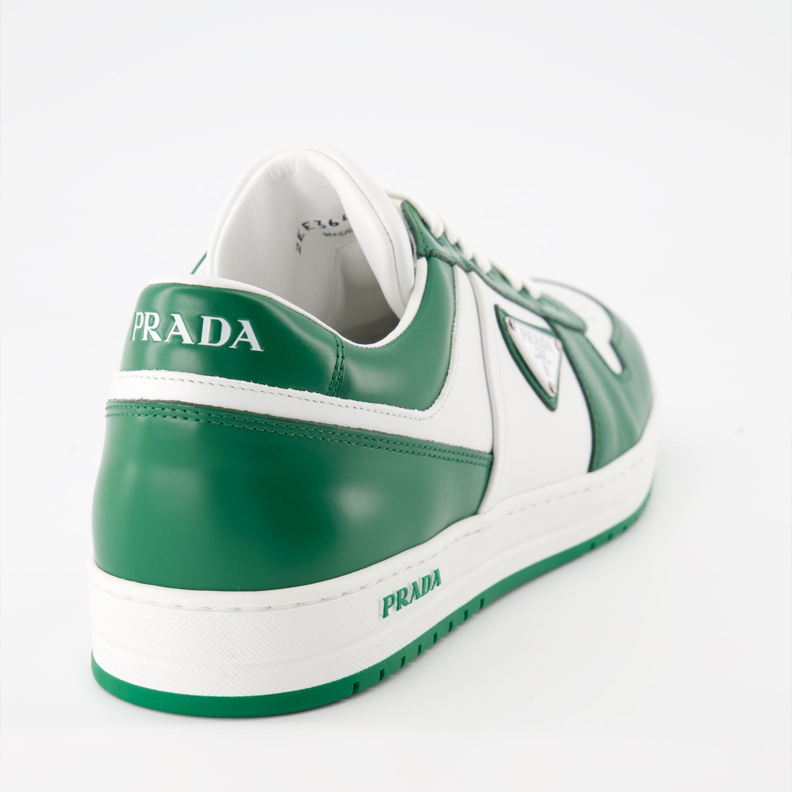 Basket blanche 2024 prada femme