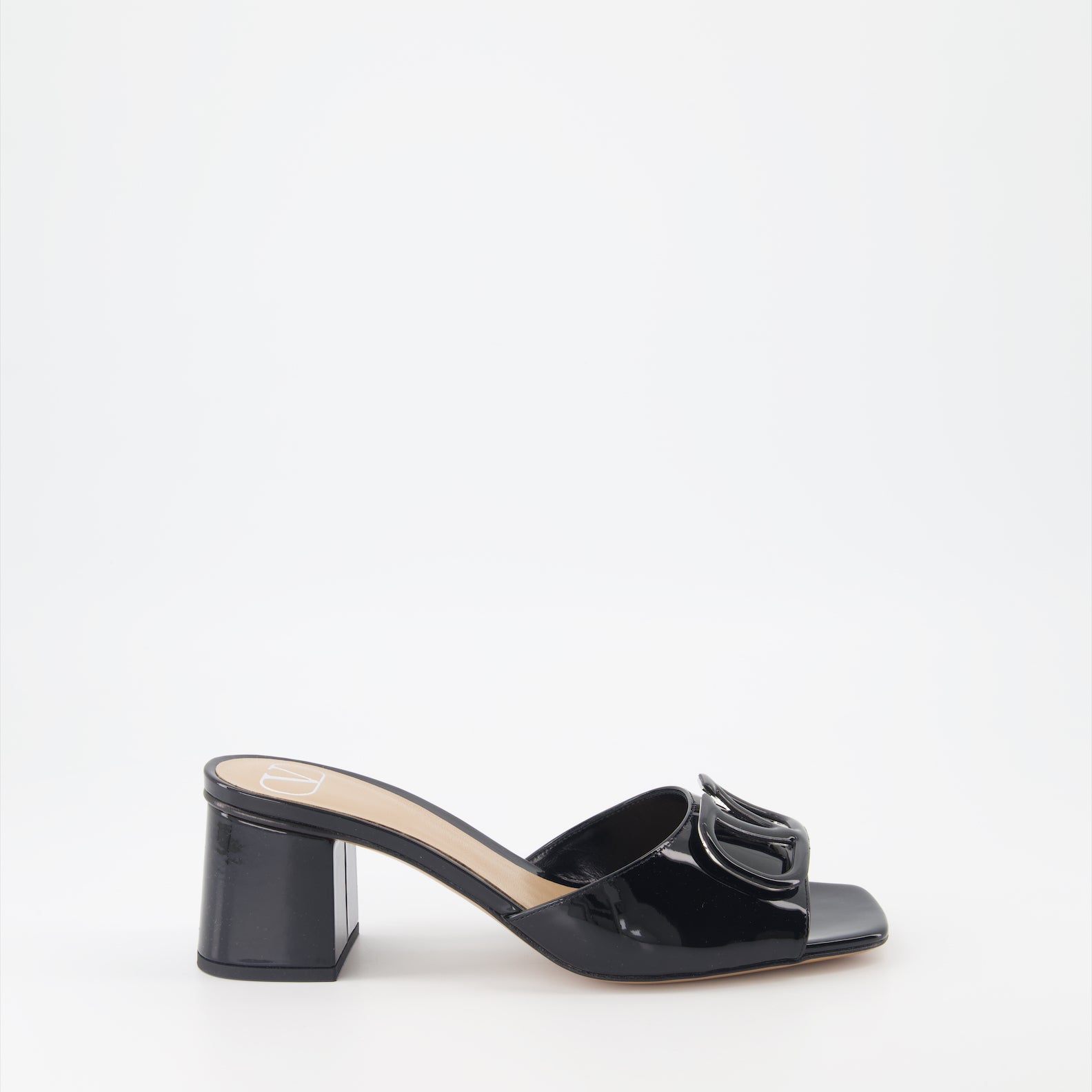 VLogo heeled mules