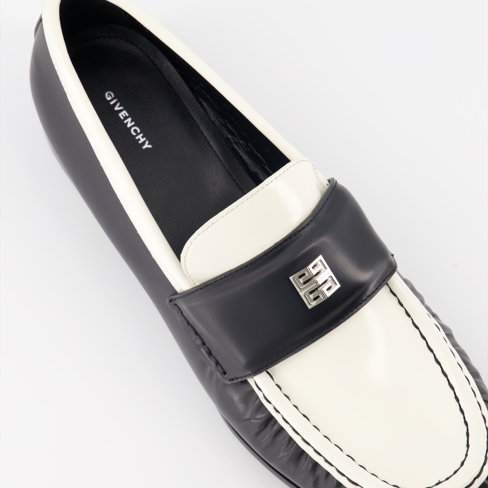 Mocassin 2025 givenchy femme