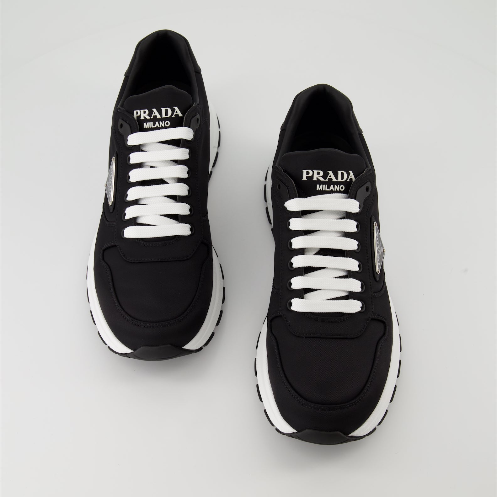 Baskets shops prada homme