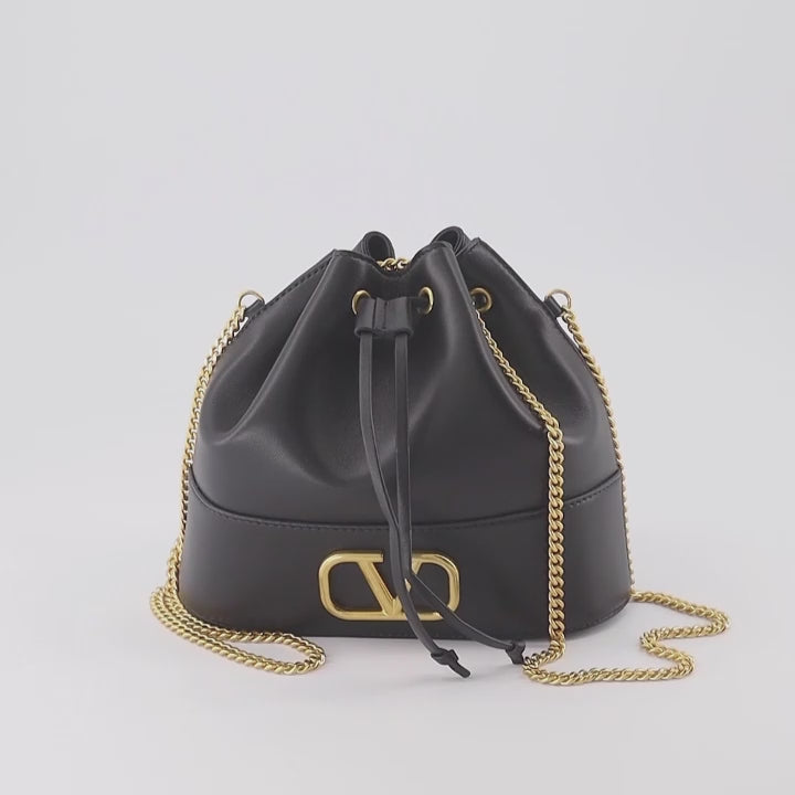 VLogo bucket bag