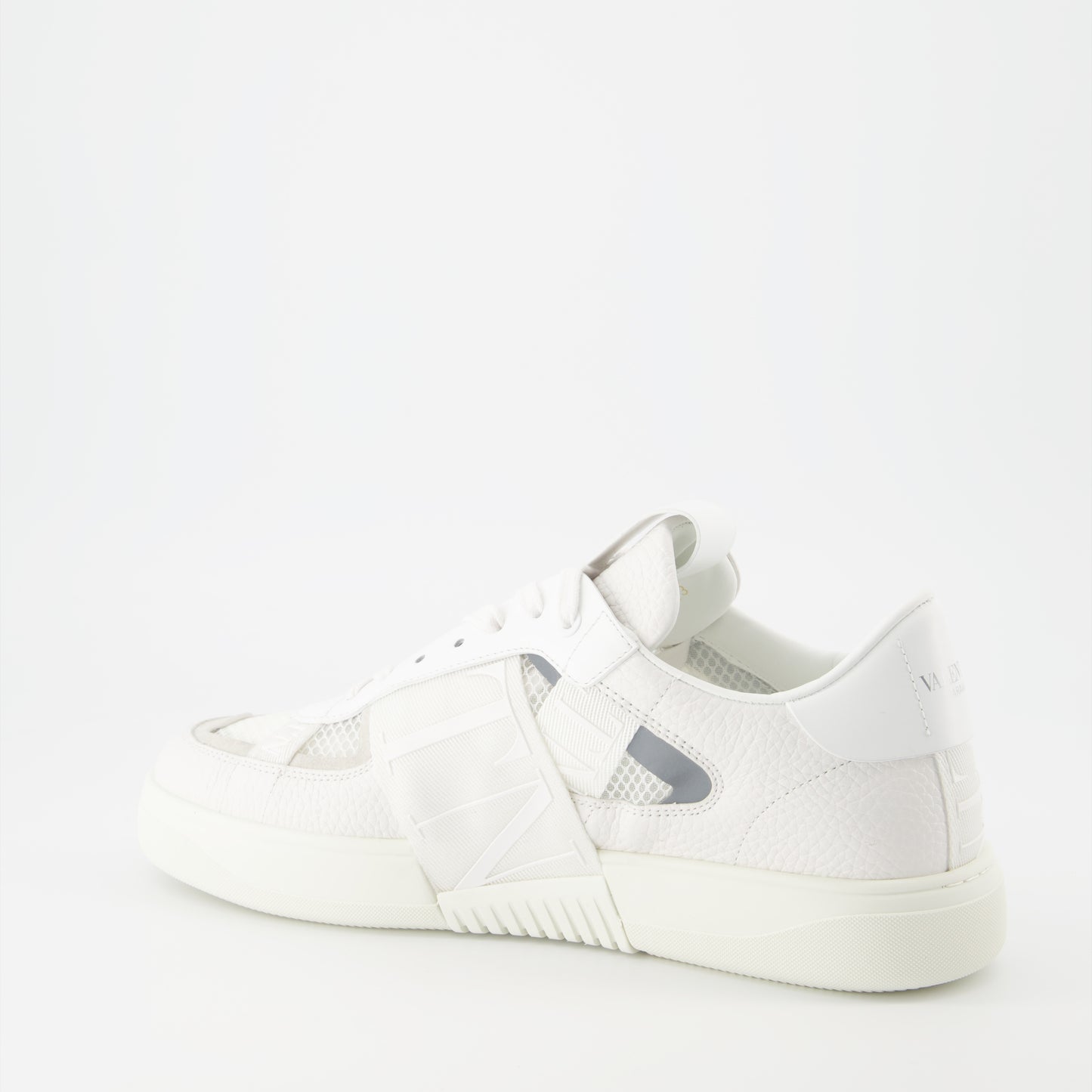 VL7N sneakers