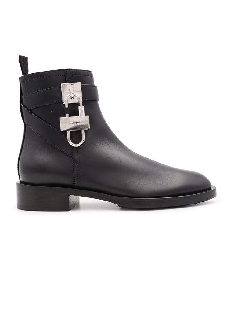 Lock flat ankle boots