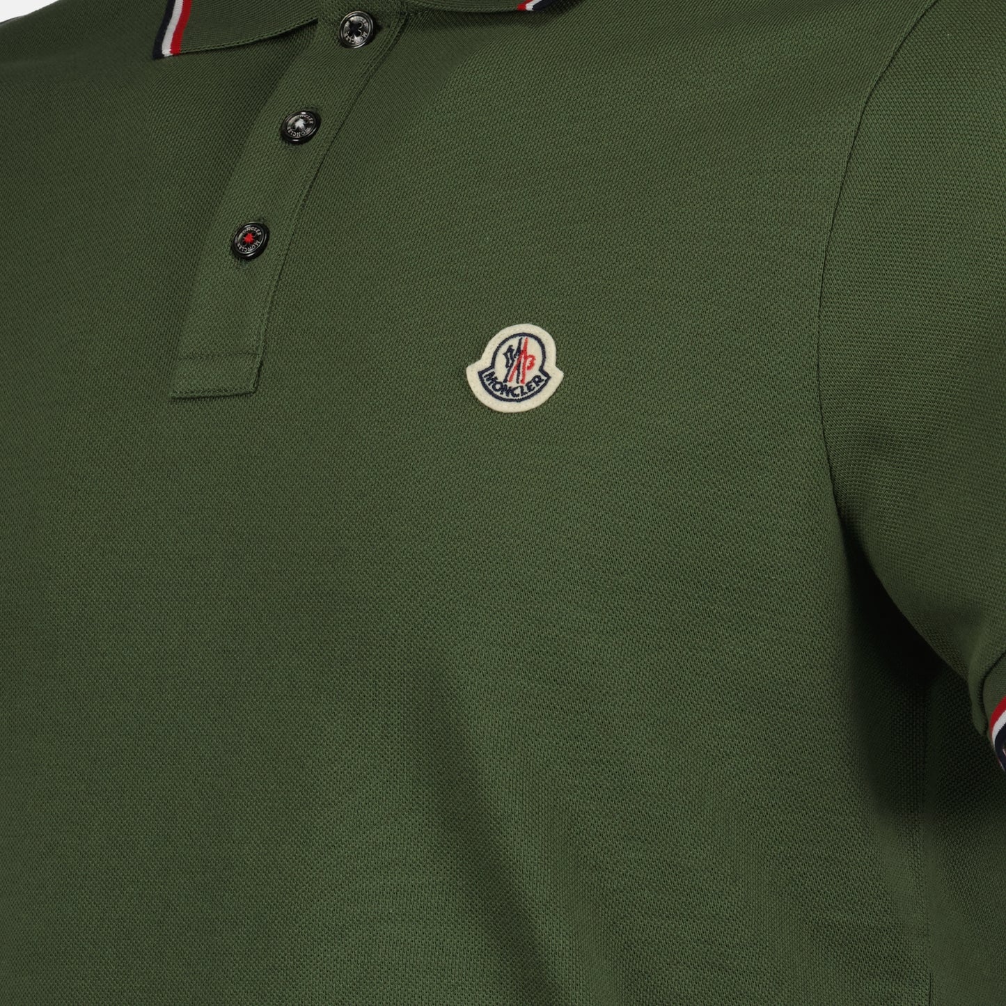 Polo shirt with logo and piping