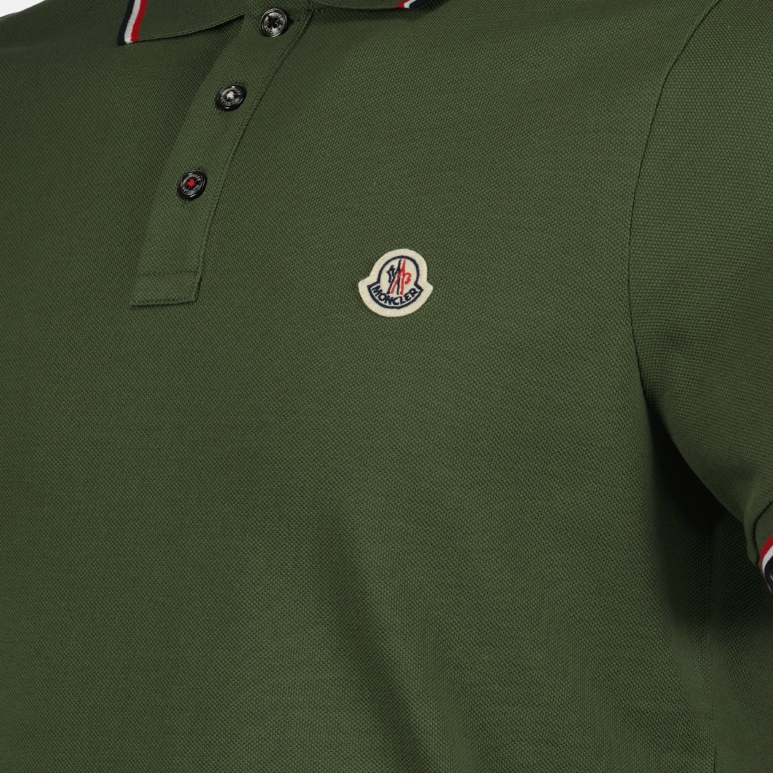 Polo shirt with logo and piping