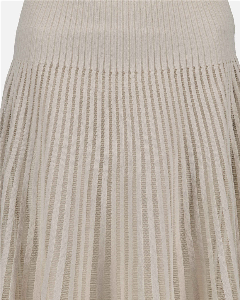 Pleated skirt