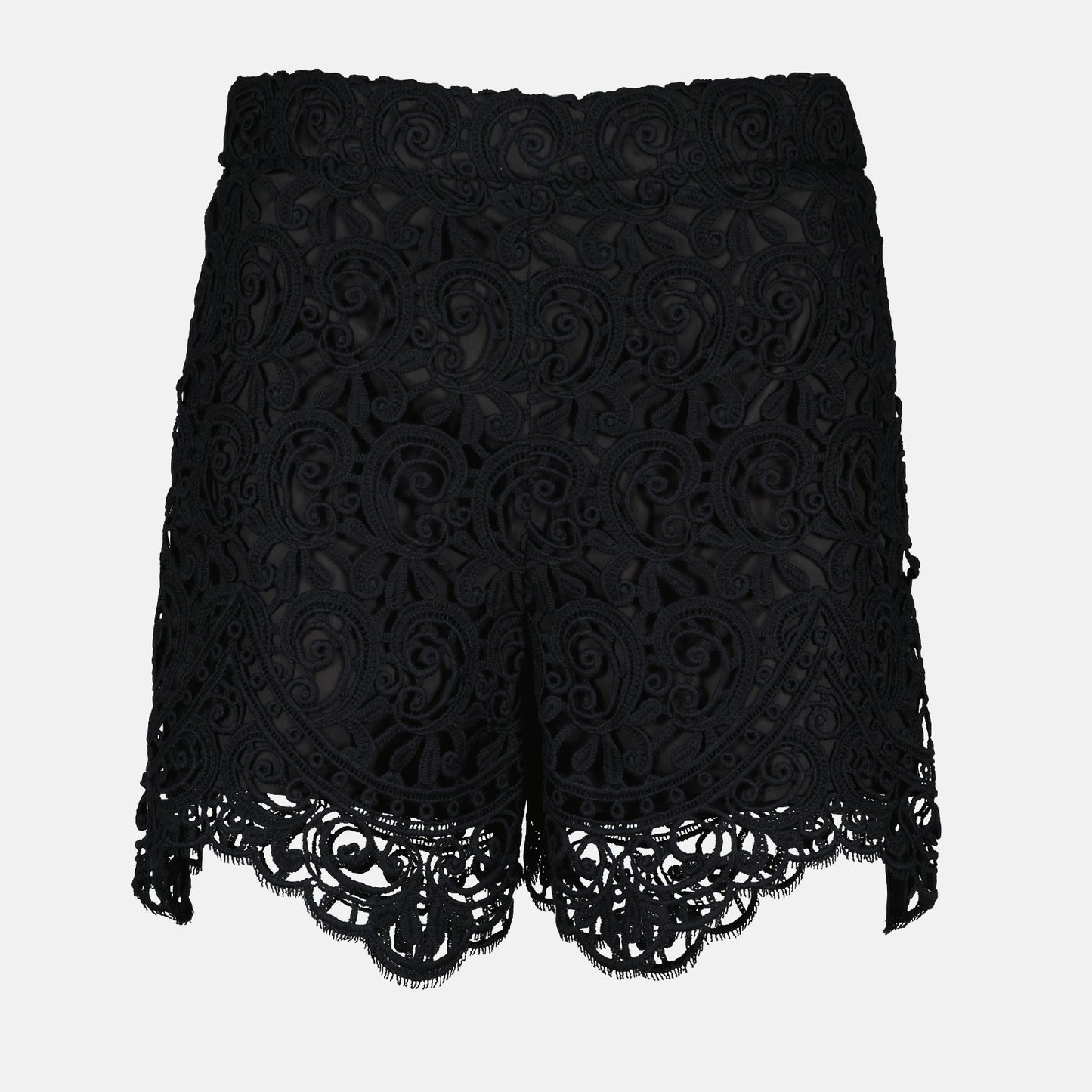 Short en dentelle macramé