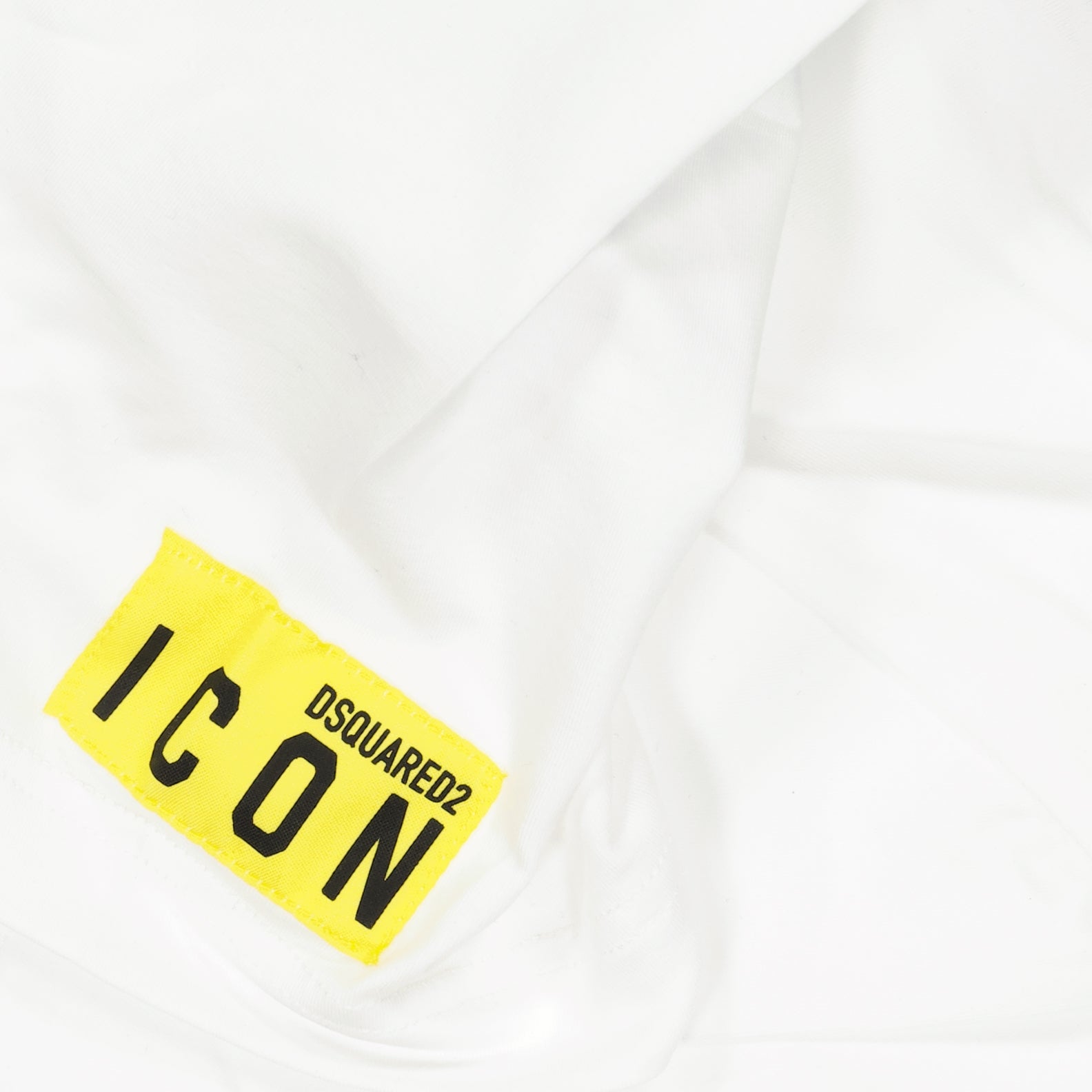 Be Icon T-shirt